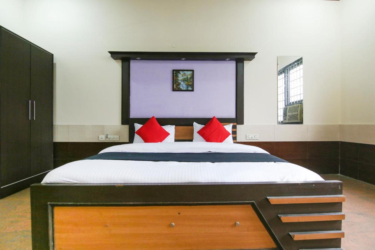 Capital O 68148 Hotel Shree Jee Palace Ghaziabad Zewnętrze zdjęcie